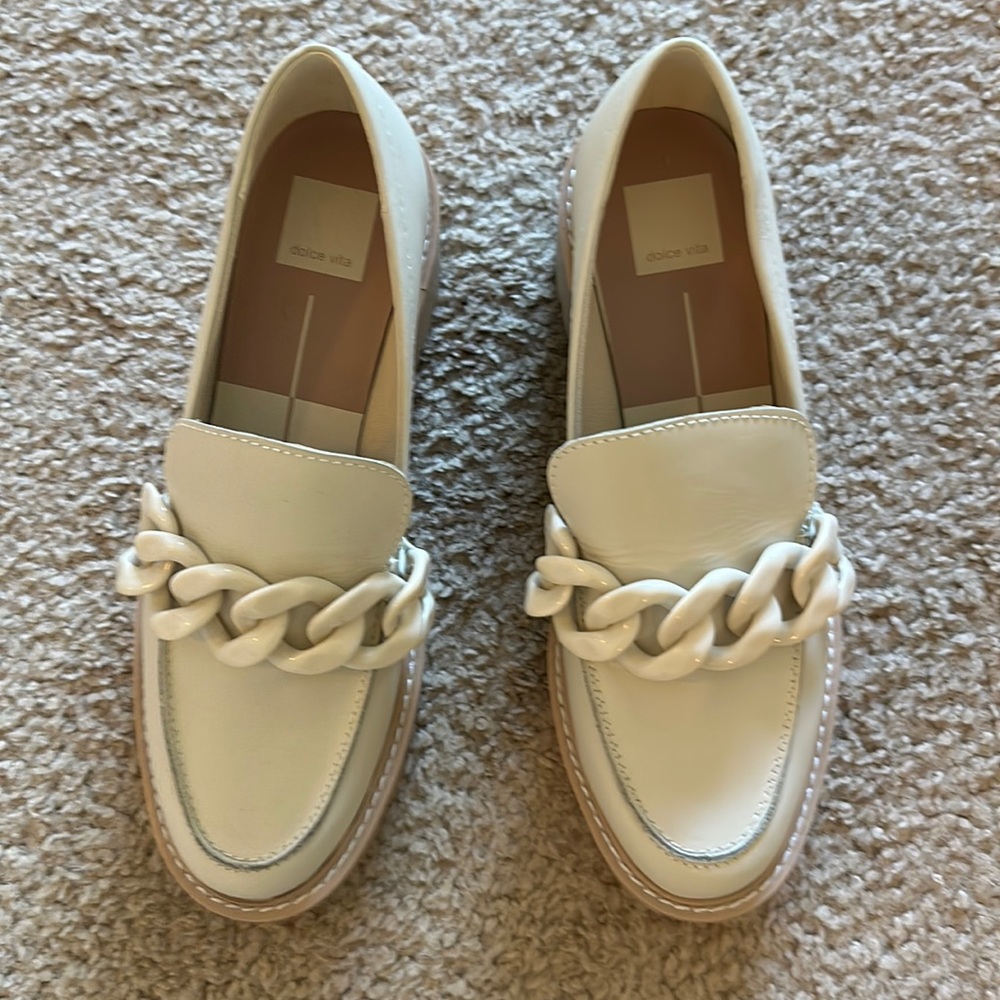 Dolce Vita Haris Loafers Size 9 never worn IVORY